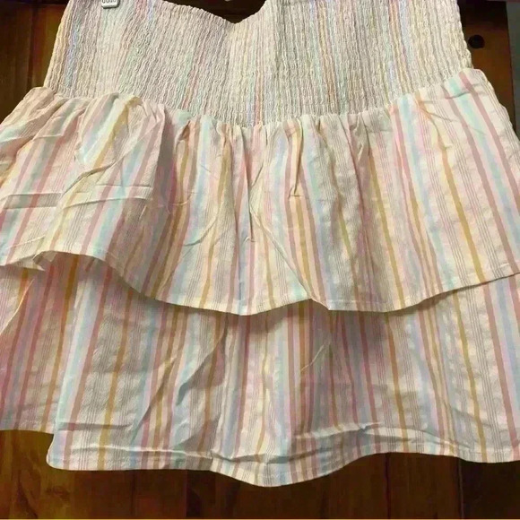Vineyard Vines Harbor Smocked Skirt Neon Rosa~Large NWT - Picture 2 of 7